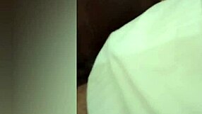 Black beauty gives good oral sex in a hotel room