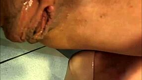 Big labia cam show with live webcam action