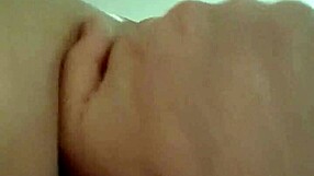 Big-boobed cougar enjoys solo play and achieves great orgasm