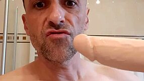 Shavencock: amateur gay assplay and fucking