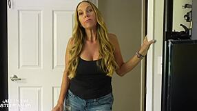 Stepmom's morning hunger fulfilled by big cocked stud