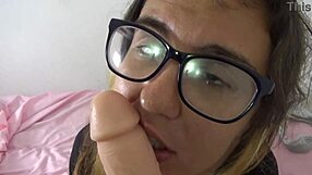 A petite princess wants to suck her daddy’s cock