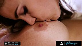 Hairy military wife gets her ass licked and fucked