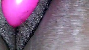 A big-chested and curvaceous black beauty’s solo play with a dildo ends up in a facial