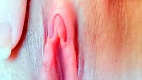 My girlfriend is a hot girl and this is her homemade porn video