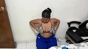 Amateur housewife gets her ass licked by a slut