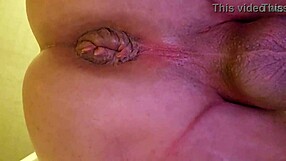 An amateur guy gets his ass fucked with a butt plug