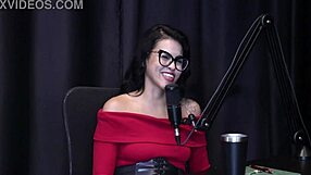 Bruna Ferrari’s unique trick turns fans on. Watch now
