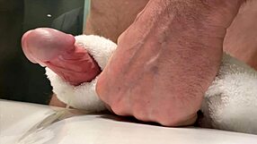 Masturbating to orgasm 25 - I finish with my own hands