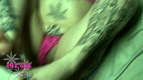 Ela has different desires, I fell in love and used as I pleased