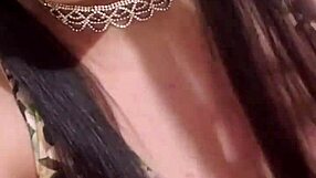 Hot Novinha Strips and Plays with Her Toys