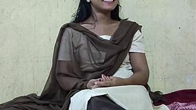 Indian Ashu Bhabhi's Viral XXX Anal MMS Exposed