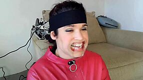 My wife's head on a fucking machine, man, it's the best blowjob I've ever had!