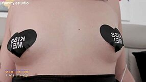 what secrets does 18-year-old colombian aradia reveal in first anal?