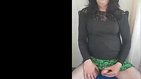 i love playing bisexual crossdresser and shooting big loads