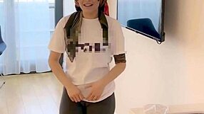 Follando a Empleada de Airbnb with Intense POV Riding and Natural Tits Action