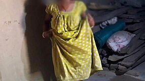 tamil cuckold couple bangs in quick session