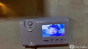 entregador de delivery transa com morena gostosa sozinha em casa