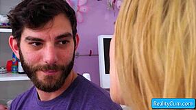 wow, natalie knight’s juicy pussy gets fingered before an epic blowjob! 😍