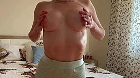 play with my perfect tits and big nipples in full hd, babe! 😍