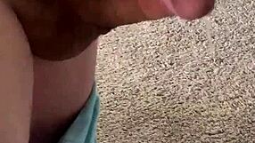 Man, check this hands-free cum shot, unreal! 😲