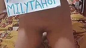 who's flashing that big ass in handcuffs for fun?